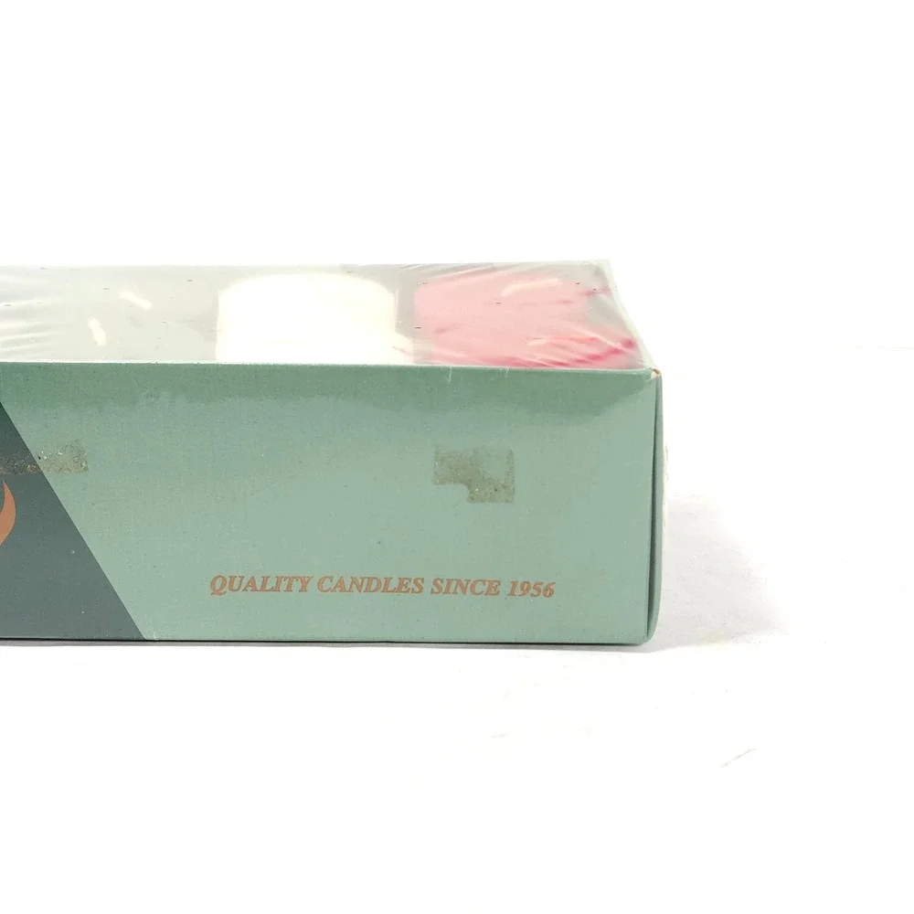 AIRLUME Assorted Votive Candles Set of 6‎ Glass Holder Christmas New Sealed